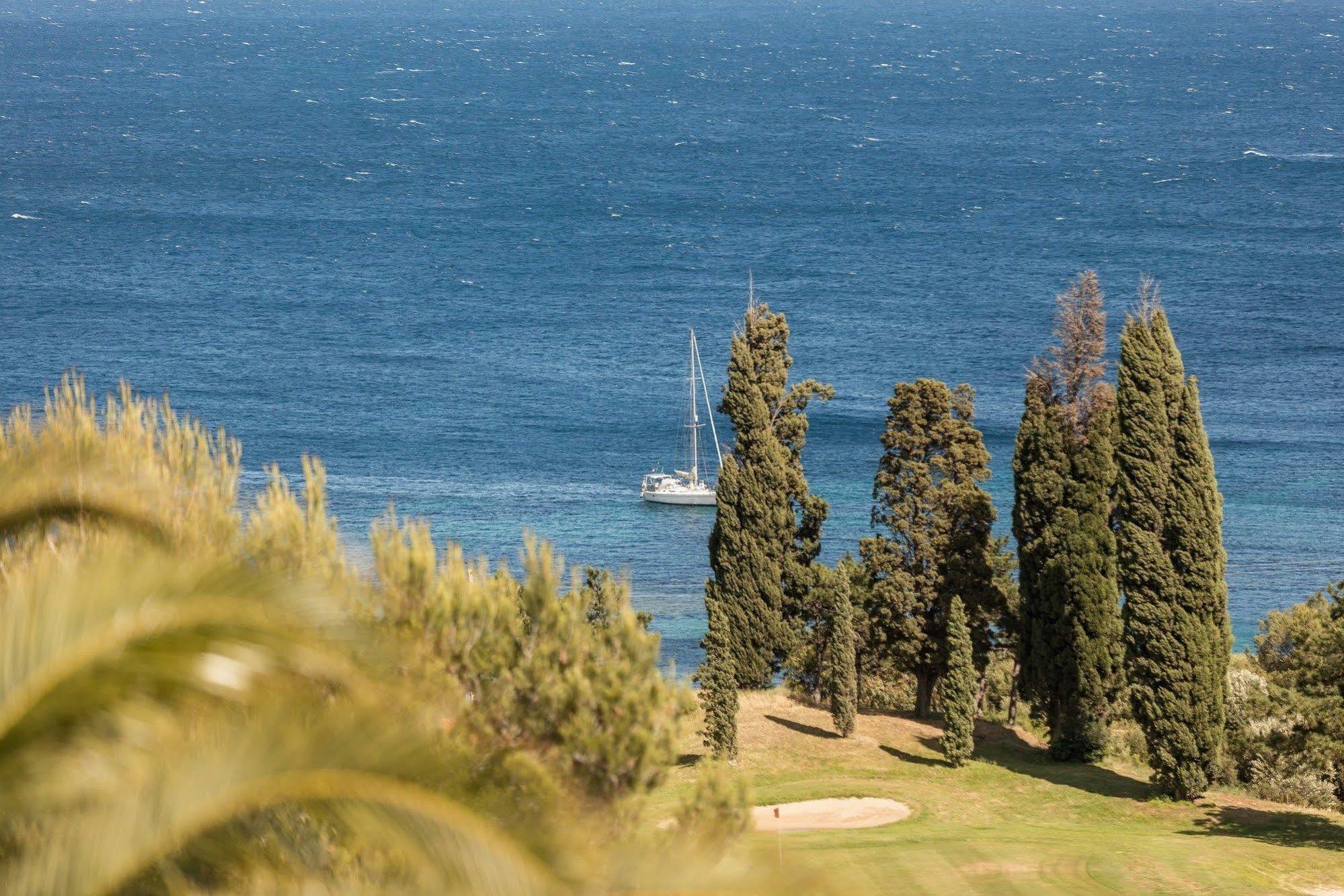 Hotel De L'Esterel Pierre & Vacances Saint-Raphaël Exteriér fotografie