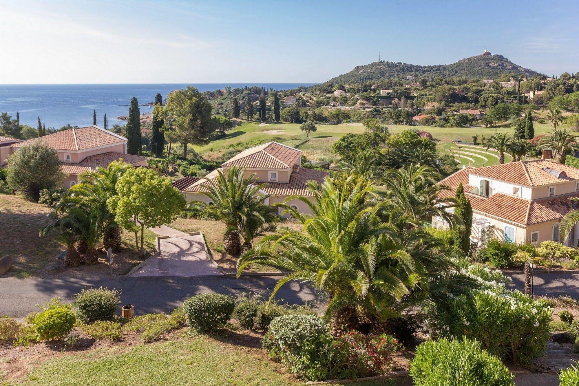 Hotel De L'Esterel Pierre & Vacances Saint-Raphaël Exteriér fotografie